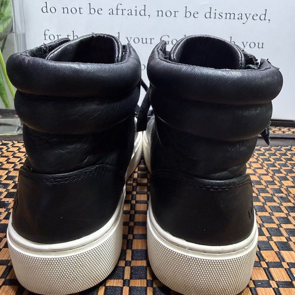 UGG Black High-Top Platform Lace-Up Sneakers Women SZ7.5- Box 16 - Picture 4 of 6